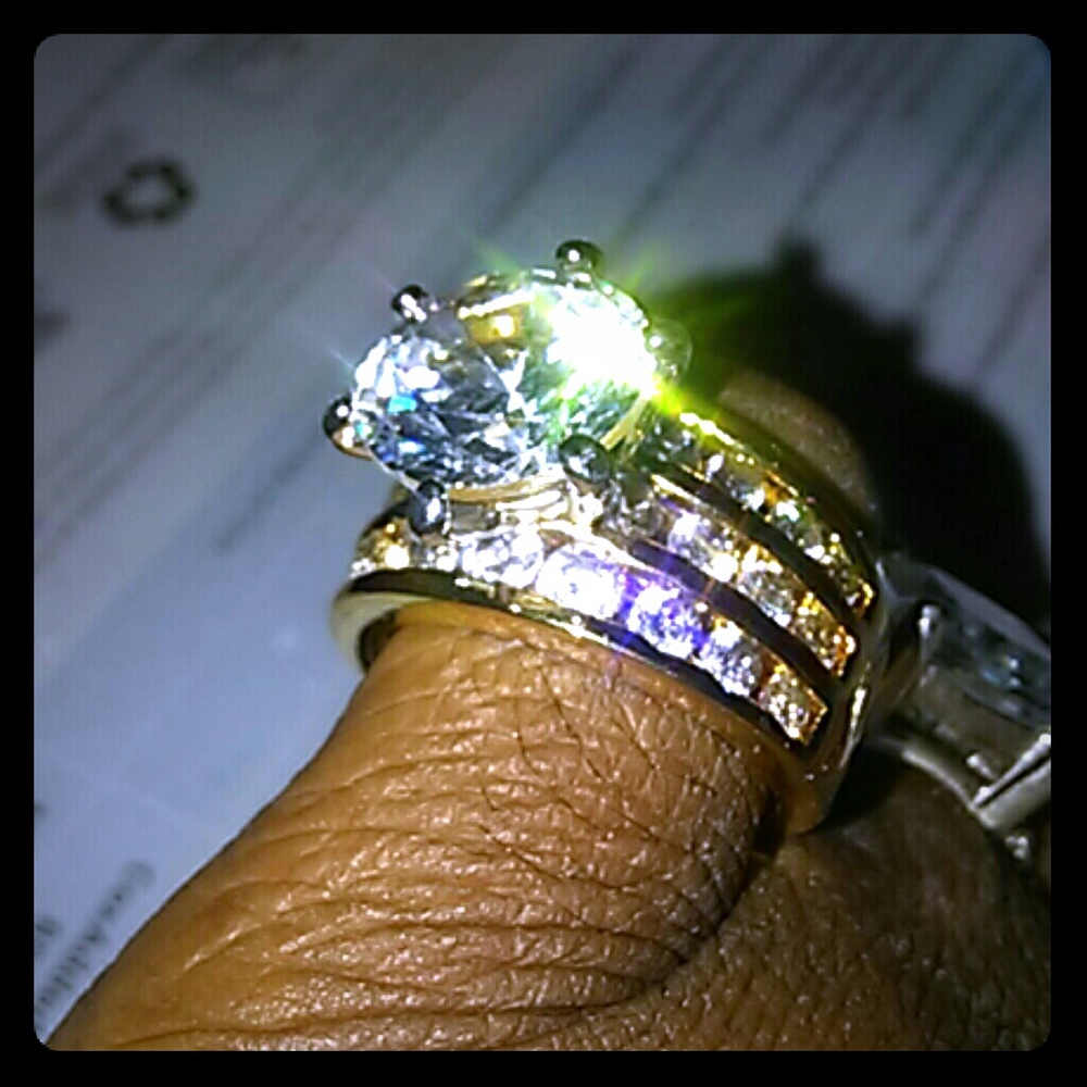 CZ TRIPLE BAND ENGAGEMENT RING💍